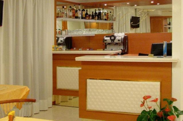 Hotel Gf Cesano Boscone Dış mekan fotoğraf