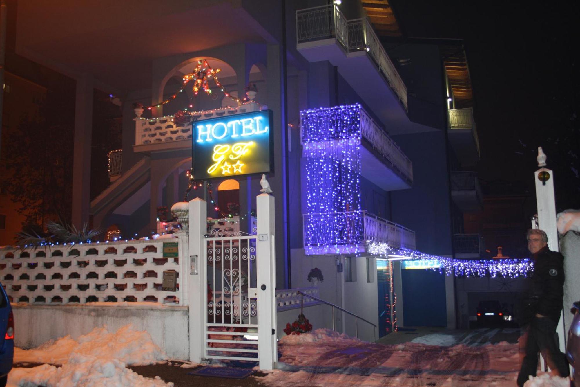 Hotel Gf Cesano Boscone Dış mekan fotoğraf