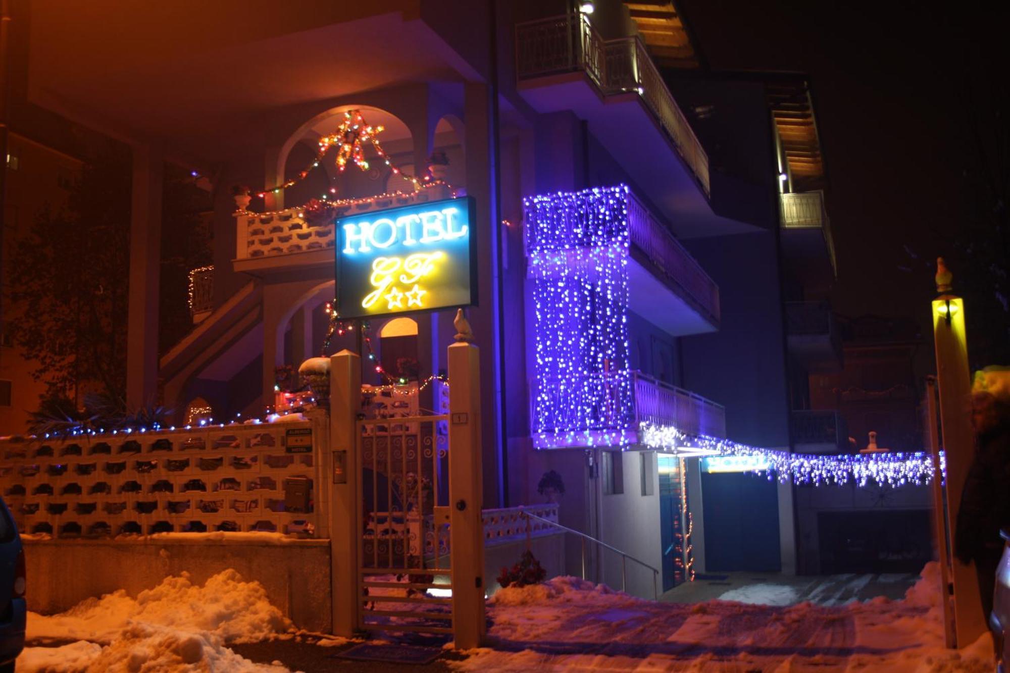 Hotel Gf Cesano Boscone Dış mekan fotoğraf
